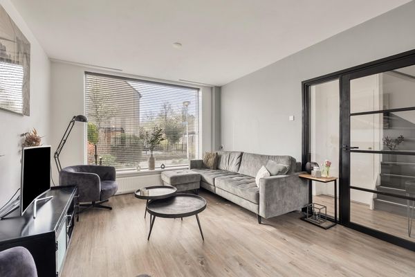 Akkerwinde 8, BARENDRECHT