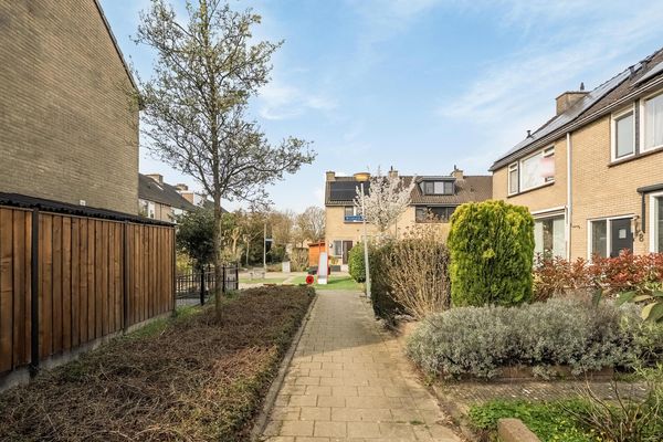 Akkerwinde 8, BARENDRECHT