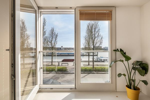 Maashaven N.z. 525, ROTTERDAM