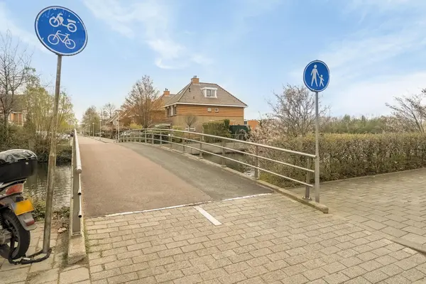 Barnsteenhof 100, RHOON
