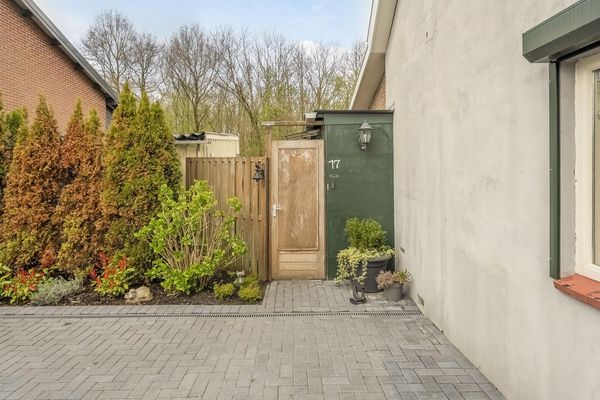 Slotvalkensteinsedijk 17, POORTUGAAL