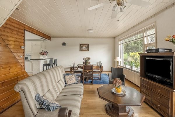 Slotvalkensteinsedijk 17, POORTUGAAL