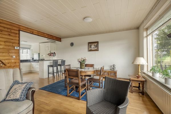 Slotvalkensteinsedijk 17, POORTUGAAL