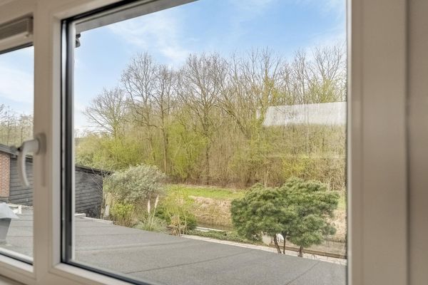 Slotvalkensteinsedijk 17, POORTUGAAL