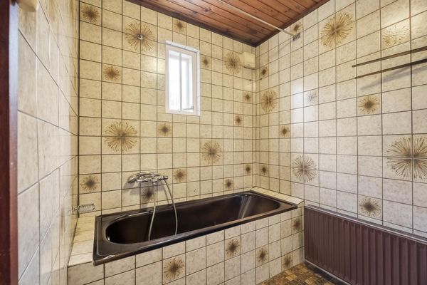 Slotvalkensteinsedijk 17, POORTUGAAL