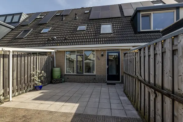 Mandolinehof 8, BARENDRECHT