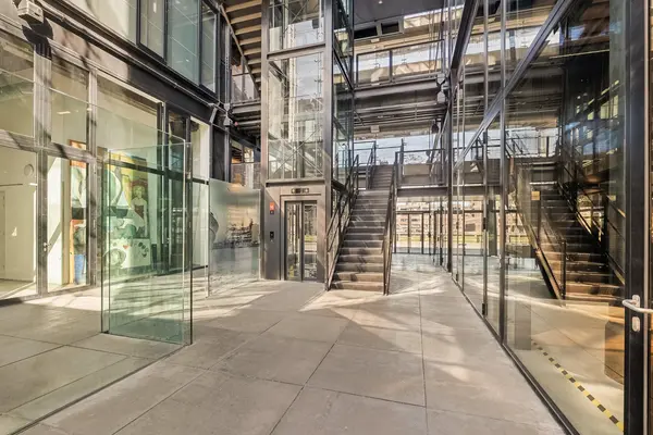 Lloydstraat 106, ROTTERDAM