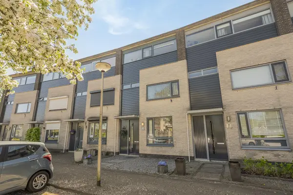 Sluisleede 43, BARENDRECHT