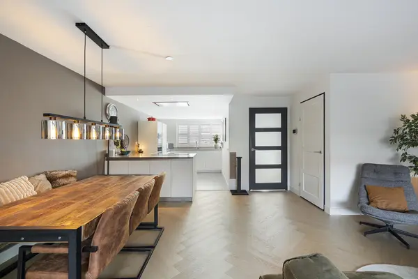 Vossermeer 8, BARENDRECHT