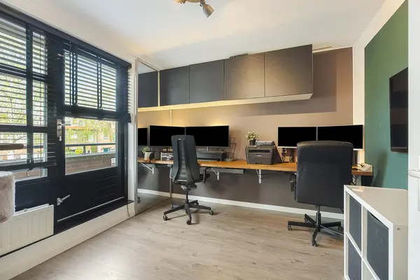 Vossermeer 8, BARENDRECHT