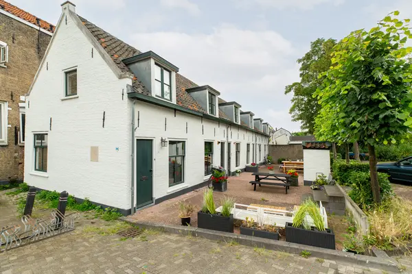 Vest 81b, GOUDA