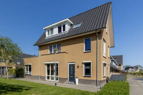 Sikkelwei 20, BARENDRECHT