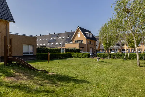 Sikkelwei 20, BARENDRECHT
