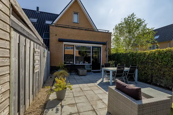 Sikkelwei 20, BARENDRECHT