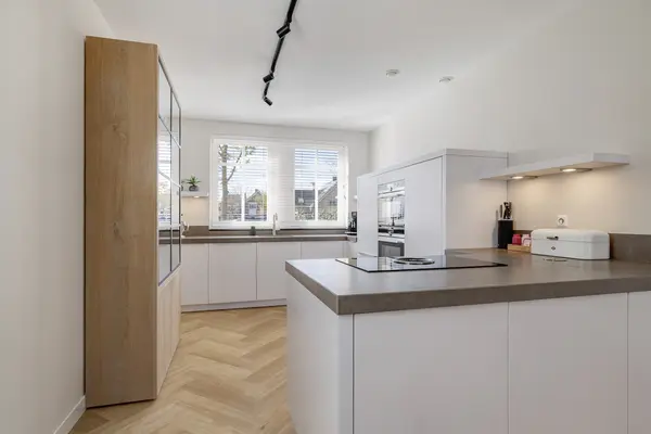 Grenenhout 32, BARENDRECHT