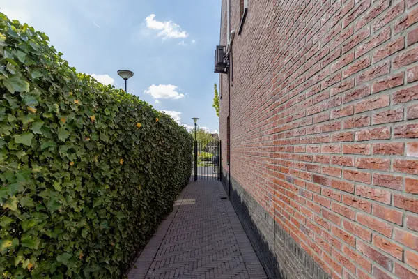 Grenenhout 32, BARENDRECHT
