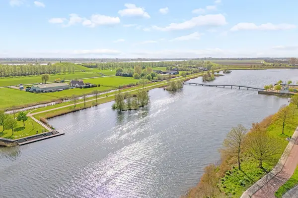 Weerkant 150, BARENDRECHT