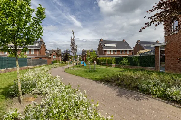 Den Otterleede 17, BARENDRECHT