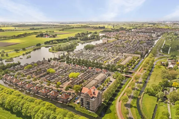 Kroon 20, RHOON