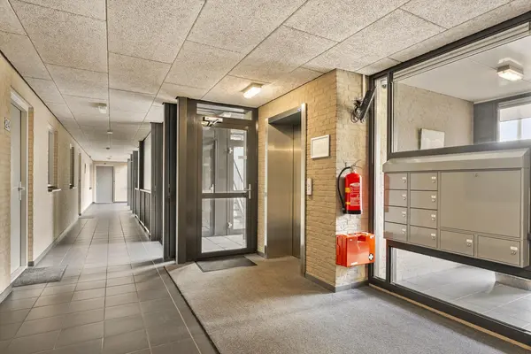 Kroon 20, RHOON