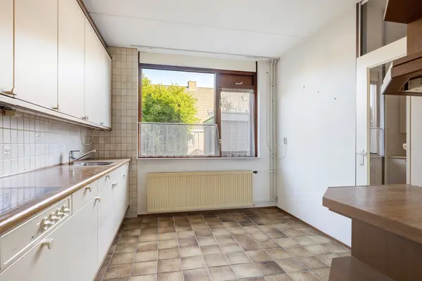 Karveel 10, BARENDRECHT