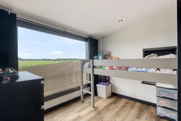 Lindtsedijk 275, ZWIJNDRECHT