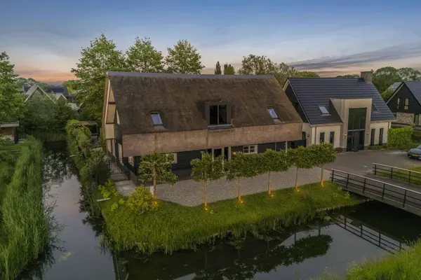 Nijverheidsweg 26, RHOON