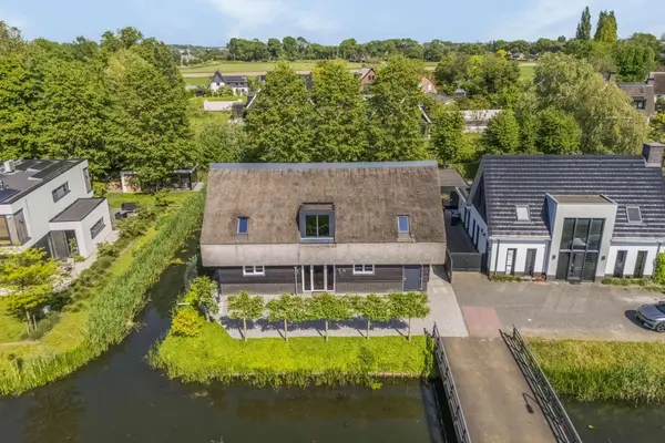 Nijverheidsweg 26, RHOON