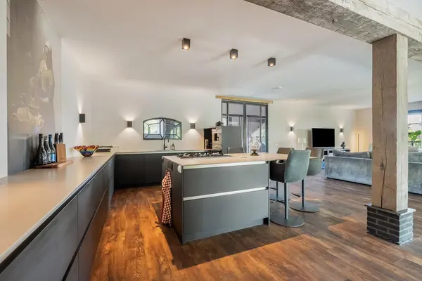 Nijverheidsweg 26, RHOON