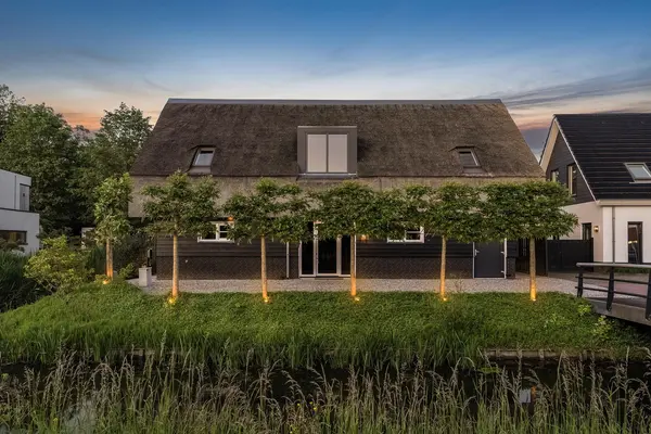 Nijverheidsweg 26, RHOON
