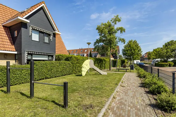 Riedertuin 51, BARENDRECHT