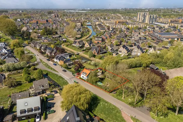 Voordijk 390, BARENDRECHT