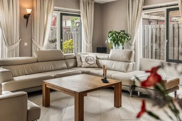 Meerwedesingel 70, BARENDRECHT