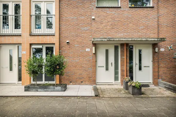 Lijsterbeswede 121, BARENDRECHT