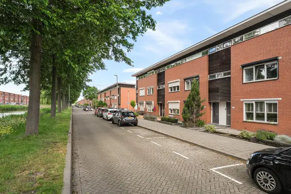 Nieuwe Wetering 127, HOOGVLIET ROTTERDAM