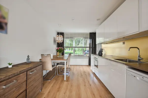 Nieuwe Wetering 127, HOOGVLIET ROTTERDAM