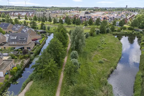 Van Brakelvliet 10, BARENDRECHT