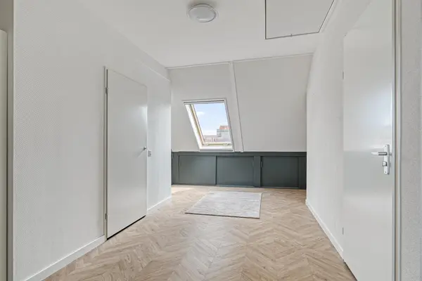 Regenboog 28, RHOON