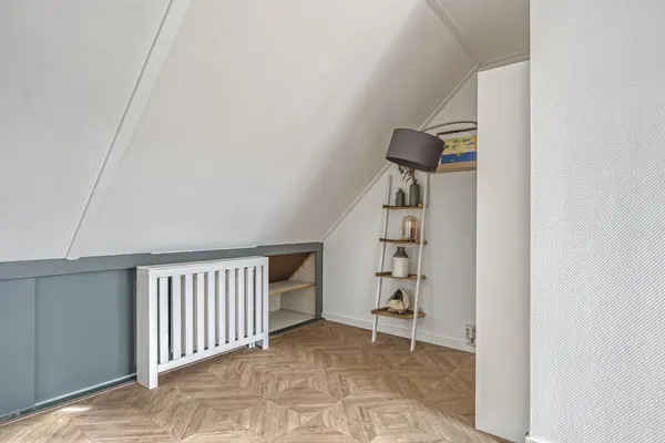 Regenboog 28, RHOON