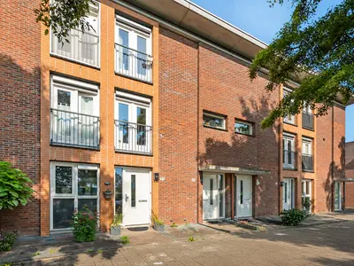 Foto 1 van Lijsterbeswede 95