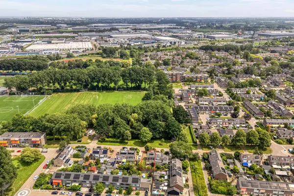Maasstraat 10, BARENDRECHT
