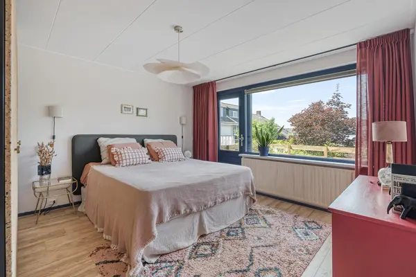 Maasstraat 10, BARENDRECHT