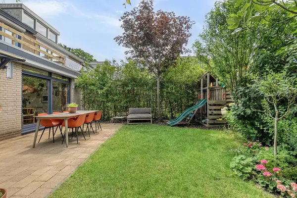 Maasstraat 10, BARENDRECHT