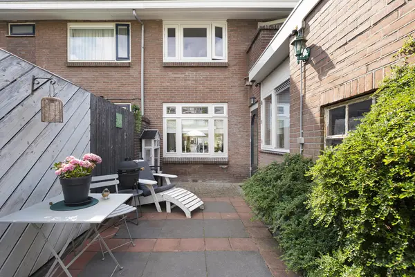 Emmastraat 20, BARENDRECHT