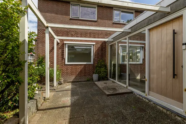 Nijverheidsstraat 7, HEERJANSDAM