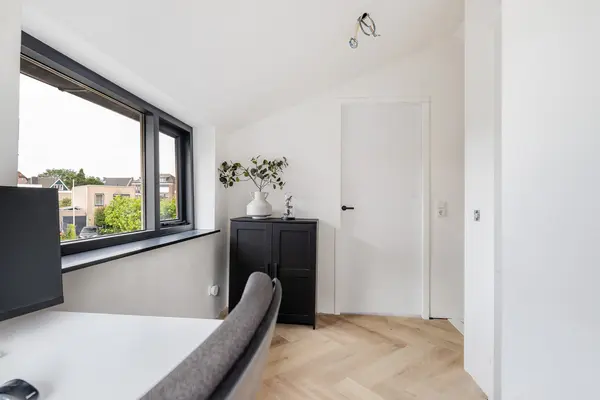 Nijverheidsstraat 7, HEERJANSDAM