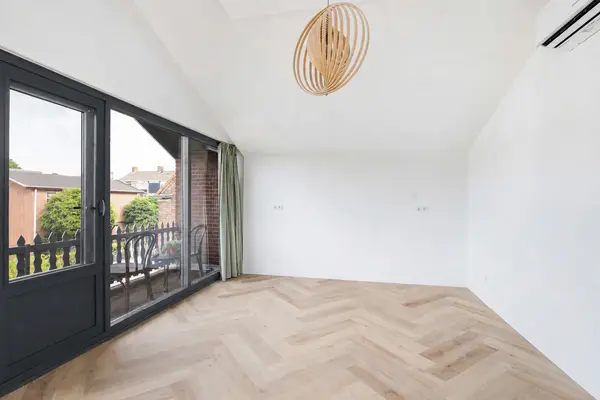 Nijverheidsstraat 7, HEERJANSDAM