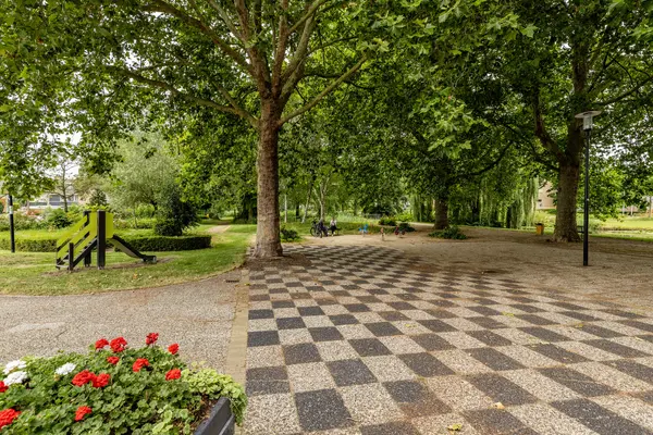 Da Costalaan 4, RIDDERKERK