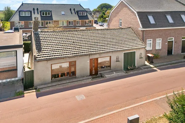 Dorpsdijk 211, RHOON