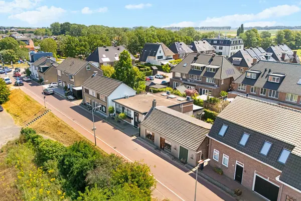 Dorpsdijk 211, RHOON